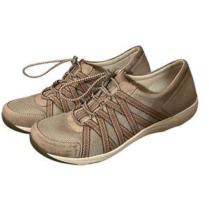 Dansko Honor Tan and Brown Athletic Shoes - EU 40 / US 9.5-10